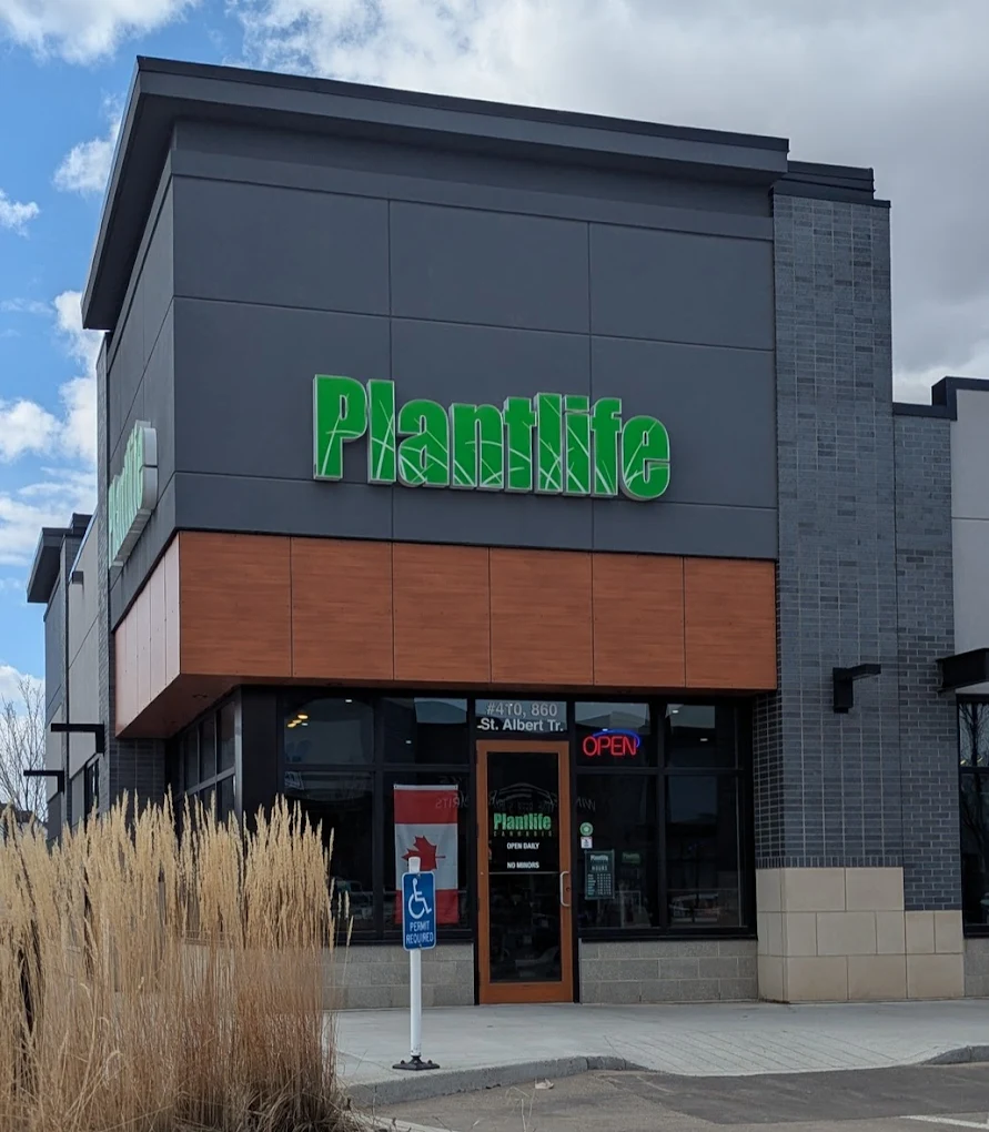 Plantlife Cannabis - St. Albert - Erin Ridge store front
