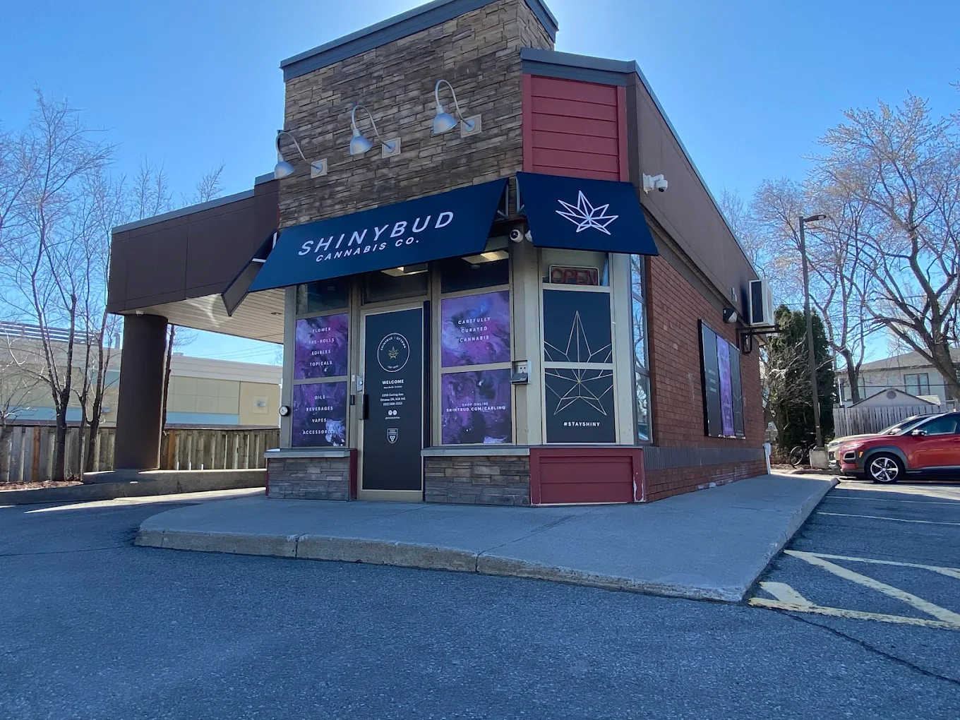 Shiny Bud - Carling store front