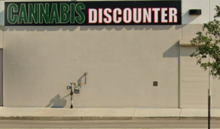 Cannabis Discounter - Southridge Blvd store front