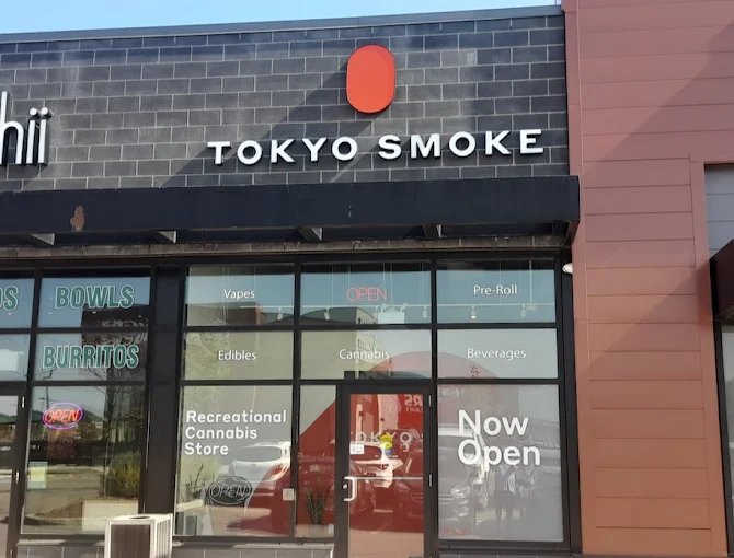 Tokyo Smoke - Bradford Holland St store front