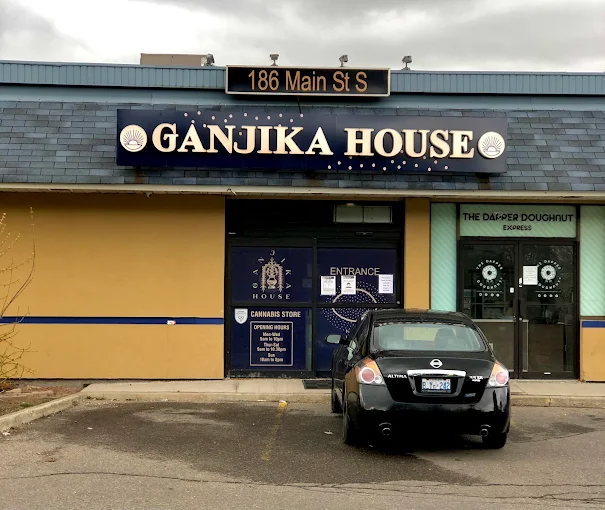 Ganjika House store front