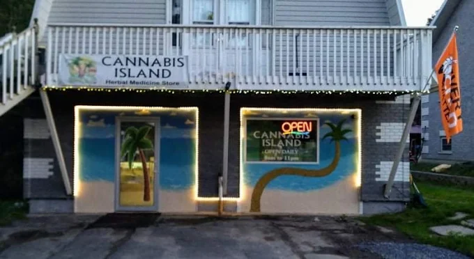 Cannabis Island - Akwesasne store front