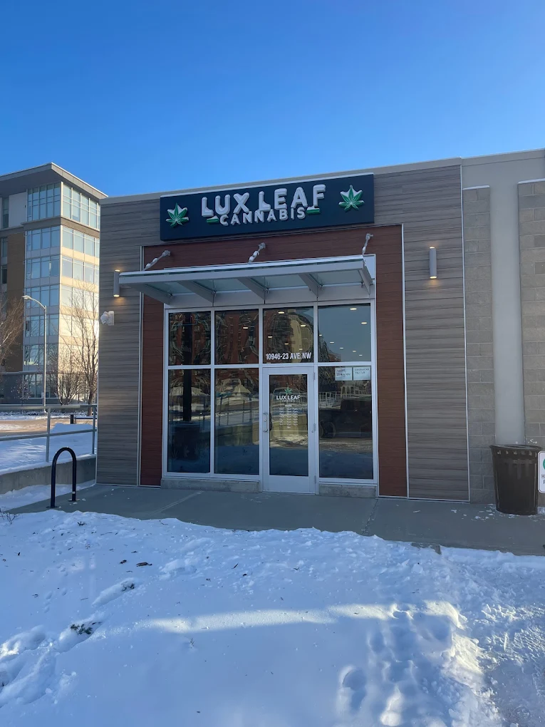 Lux Leaf Cannabis - Heritage store front