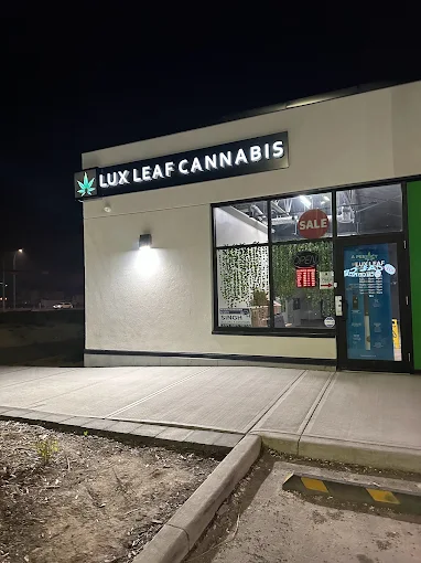 Lux Leaf Cannabis - Savanna Bazaar store front