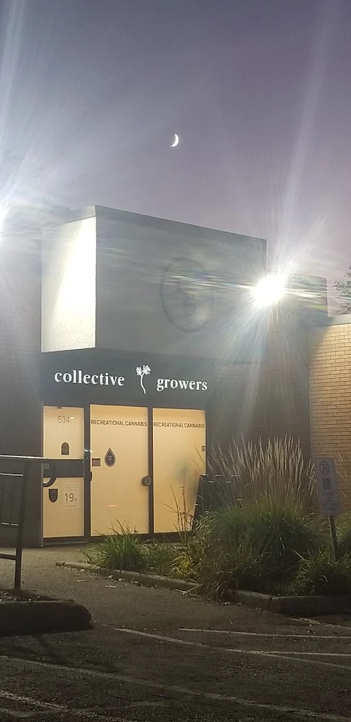 Collective Growers - Montreal store front