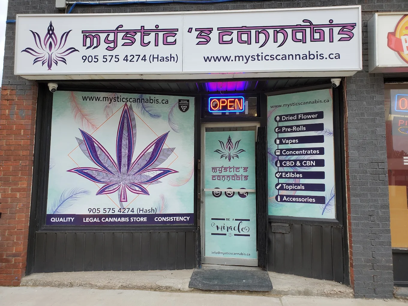 Mystic's Cannabis store front