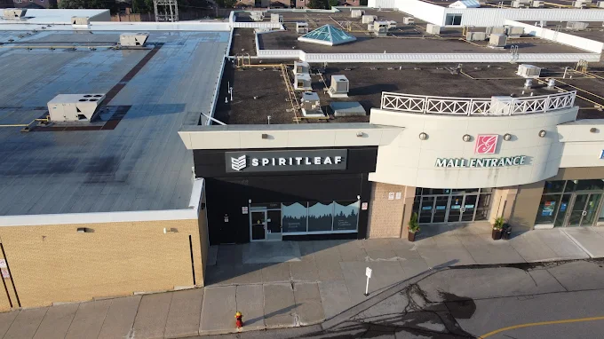 Spiritleaf store front