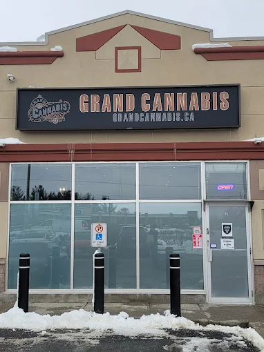 Grand Cannabis store front