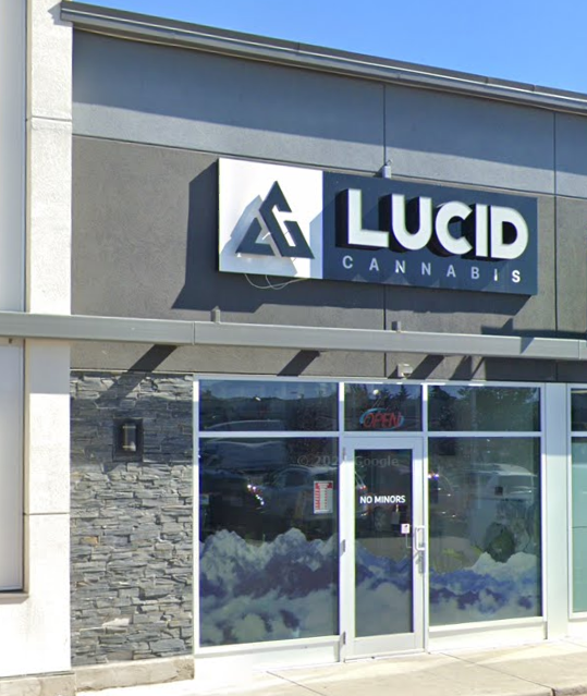 Cannabis Revolution store front