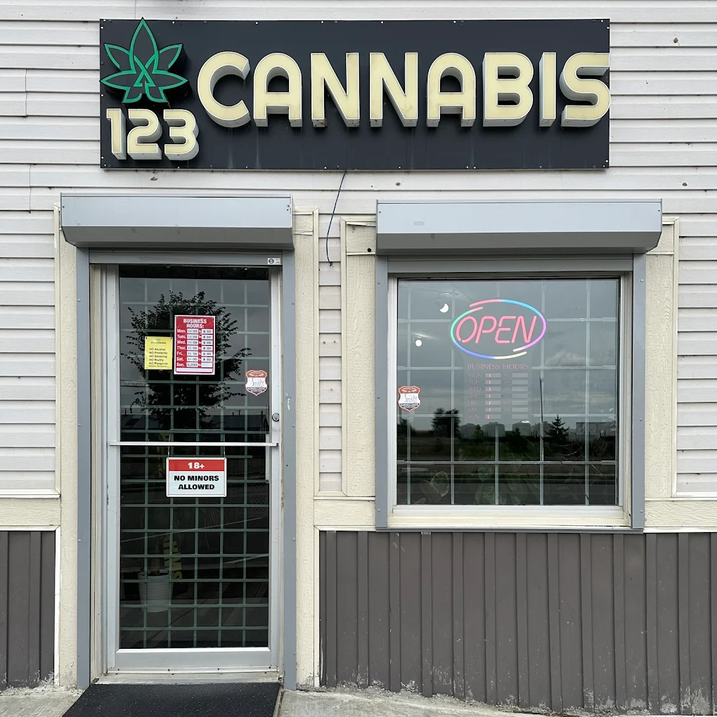 123 Cannabis - Crossfield store front