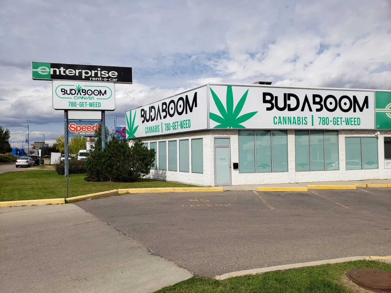 Budaboom store front