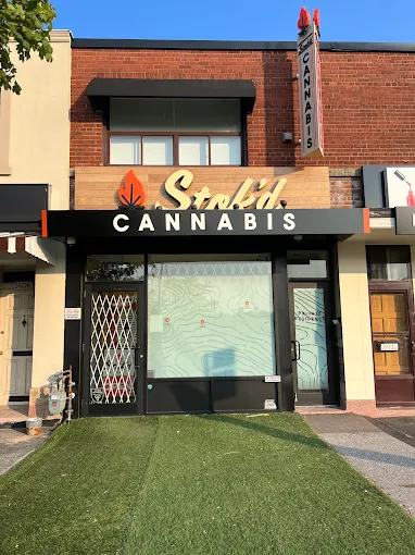 Stok'd Cannabis store front