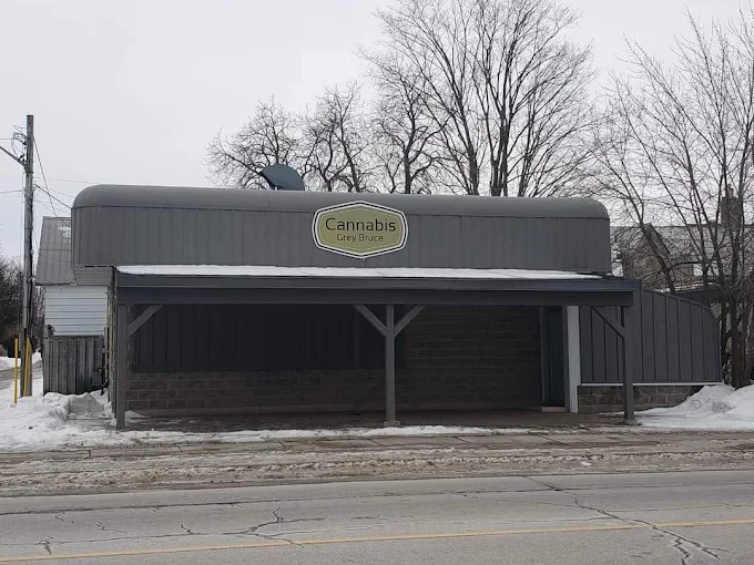 Cannabis Grey Bruce - Southampton store front