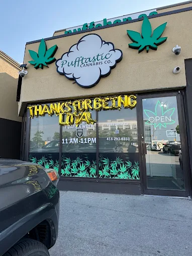 Pufftastic Cannabis store front