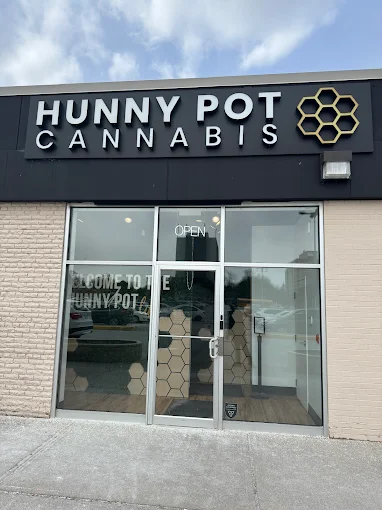The Hunny Pot store front