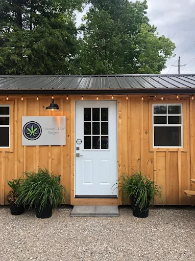 Summer Leaf Saugeen store front