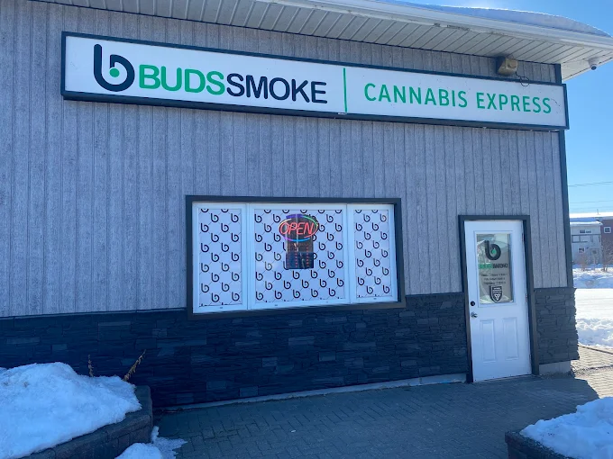 BUDSSMOKE - Sundridge store front