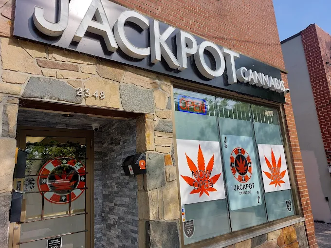 Jackpot Cannabis store front