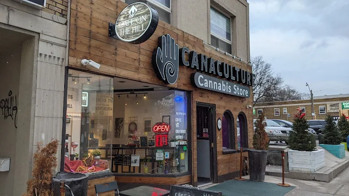 CanaCulture store front