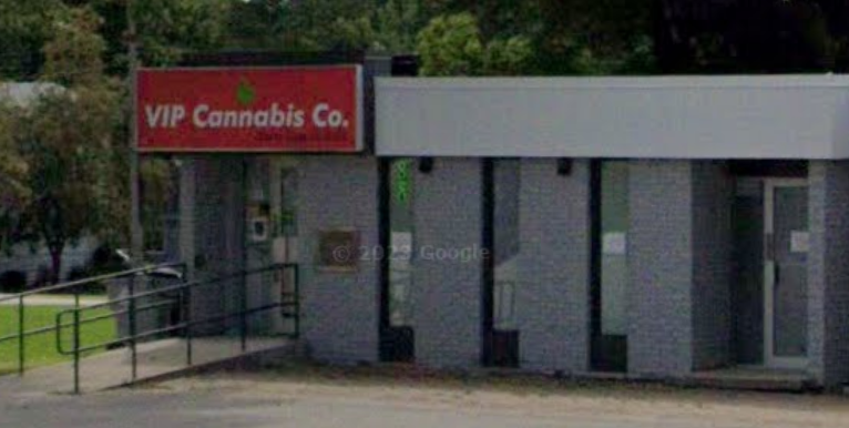 VIP Cannabis Co store front