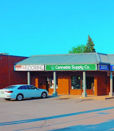 Canna Supply store front
