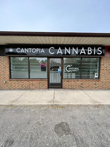 Cantopia Cannabis Co. - Waterloo store front