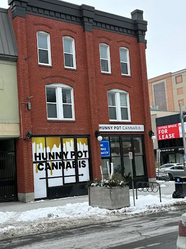 The Hunny Pot Cannabis Co. store front