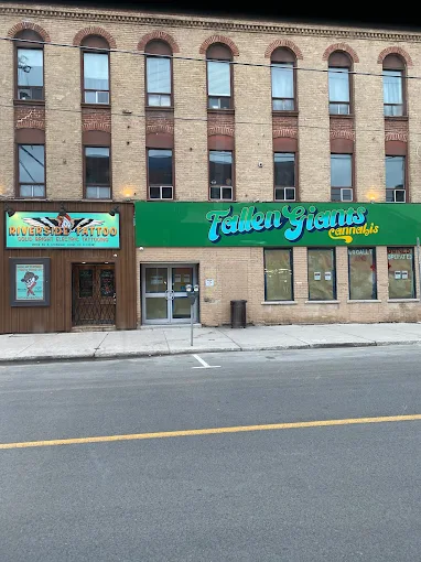 Fallen Giants Cannabis store front