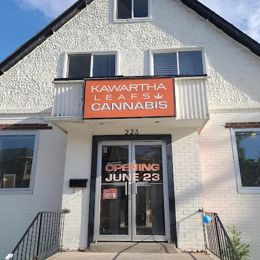 Kawartha Leafs store front