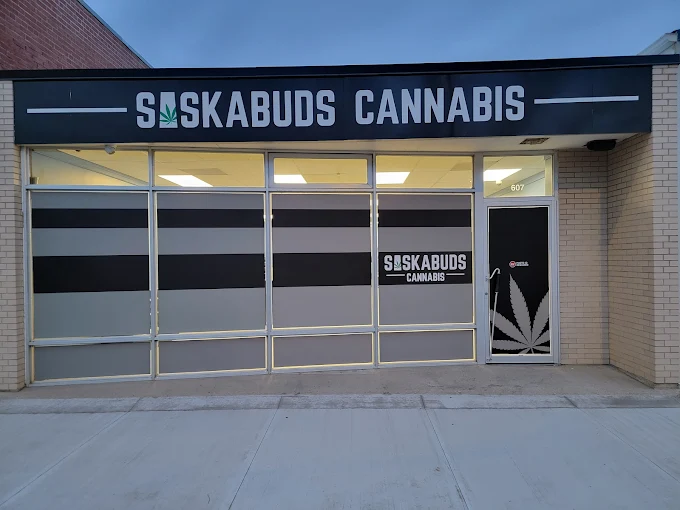 SaskaBuds Cannabis - Humboldt store front