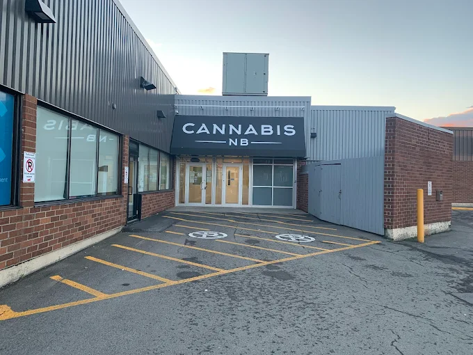 Cannabis NB store front