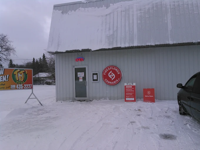 Fire & Flower store front