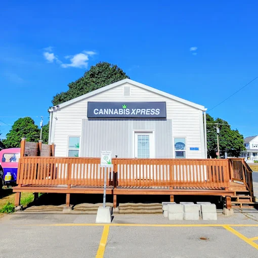 CANNABIS XPRESS (Rogersville) store front