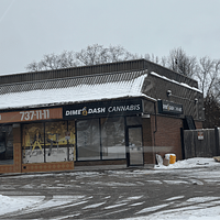 Dime and Dash Cannabis store front