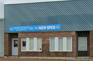 High Society Cannabis Co - Cochrane store front