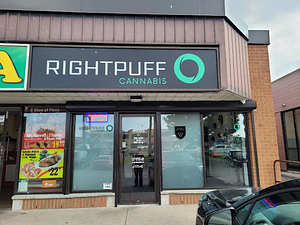 Rightpuff Cannabis - Commissioners store front