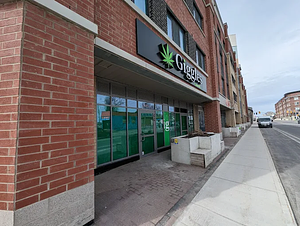 Giggles Cannabis - Kingston store front