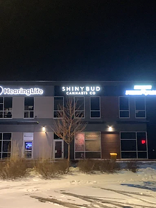 Shinybud Cannabis Co - Embrun store front