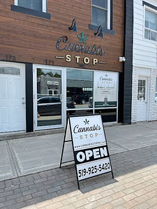 Cannabis Stop Inc. - Shelburne store front