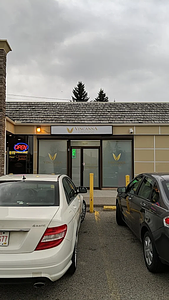 Vincanna Cannabis - Calgary store front
