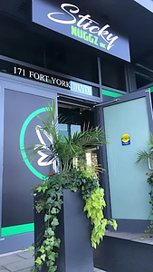 Sticky Nuggz - Toronto store front