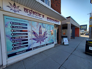 Mystic's Cannabis - Main St. store front