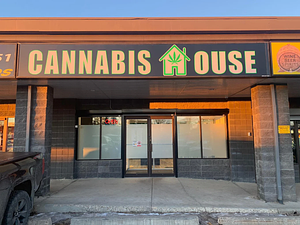 Cannabis House - Parkwest store front