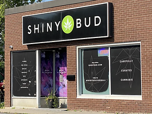 High Cannabis - Cornwall store front