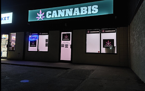 T Cannabis - Fort Frances store front