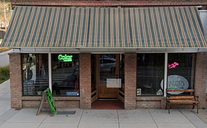 Baggy's Cannabis - Greenwood store front