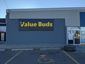 Value Buds - Drumheller store front