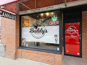 Buddy's Place - Nelson BC store front
