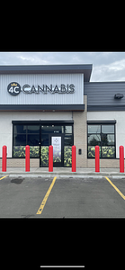 Canadian Cannabis -Connoisseurs Club South store front