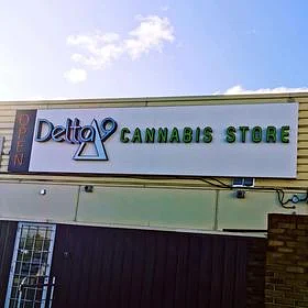 Delta 9 - Thompson store front